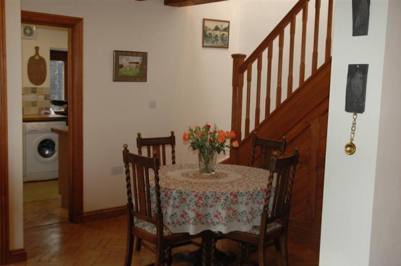 Neuadd Arms Hotel Llanwrtyd Wells Екстериор снимка