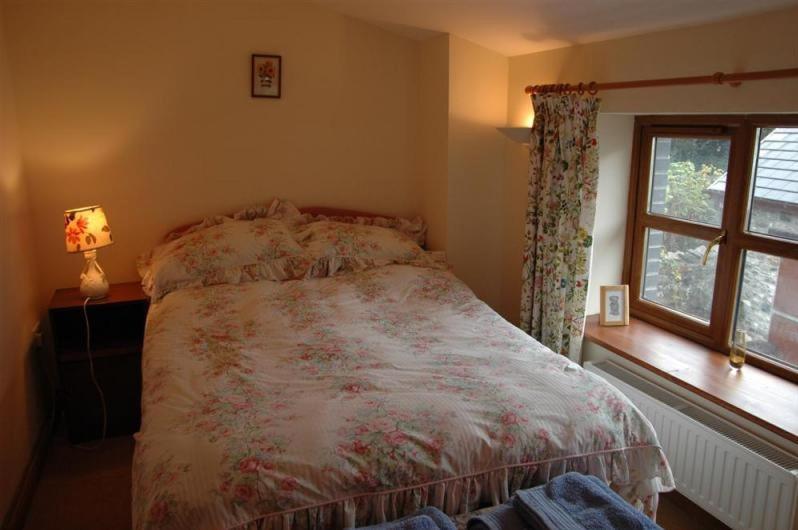 Neuadd Arms Hotel Llanwrtyd Wells Екстериор снимка